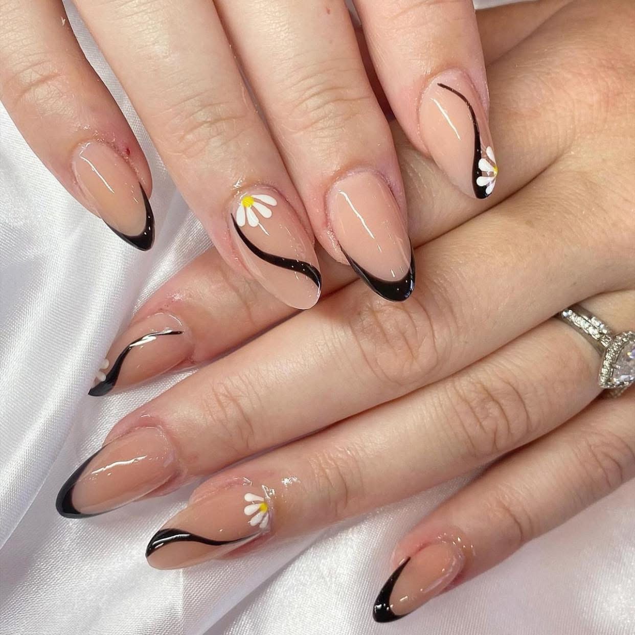 Nail Artists nail photo 5